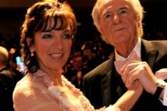 387774S-50ae03fd64b88e0bf8454917b76f9e0a